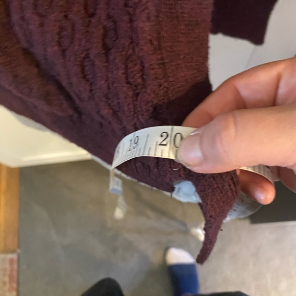 Simply Vera Vera Wang embellished layered-look tunic Burgandy Cable knit sweater - Picture 11 of 12